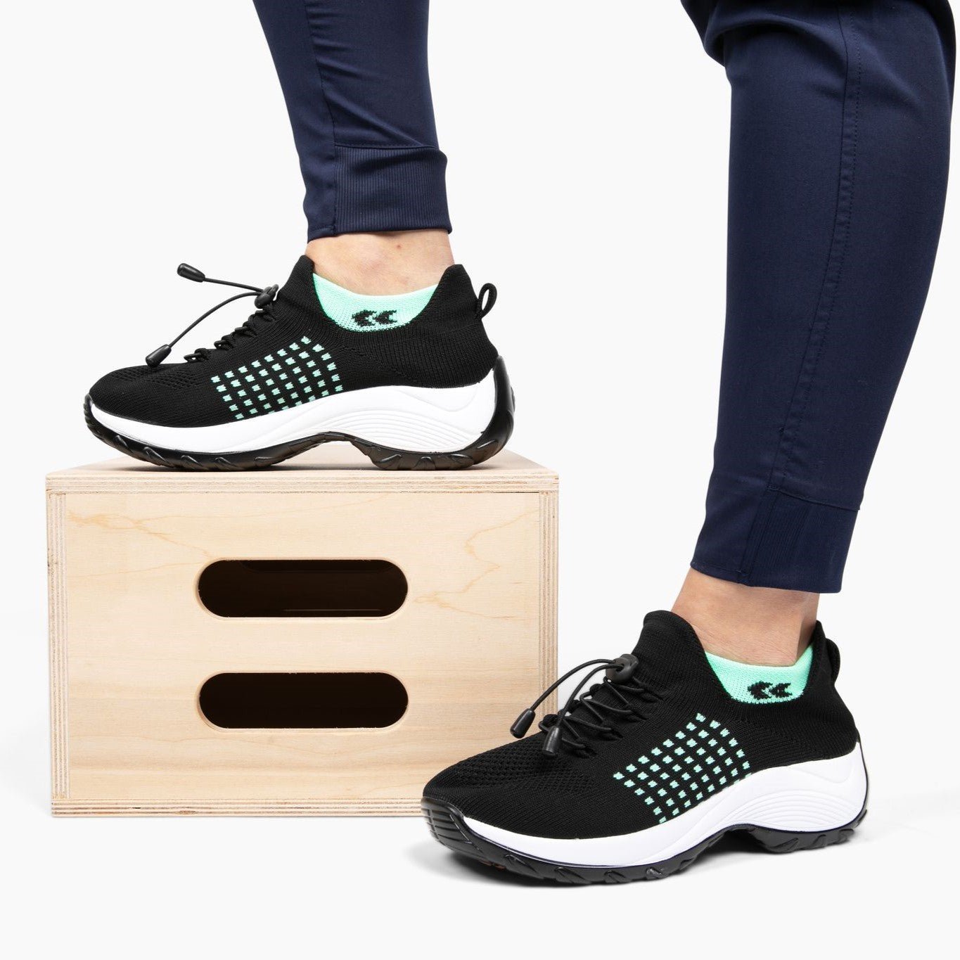 CushionedSteps™ - Atmungsaktive Anti-Discomfort Sneakers für Frauen